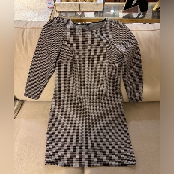 Ann Taylor Factory Dresses & Skirts - Anne Taylor Puff Sleeve Dress